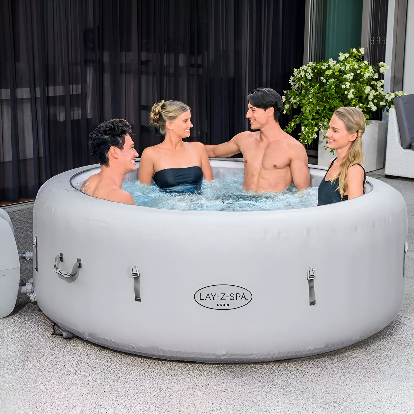 Spa gonflable à hydromassage pour 4 à 6 personnes Lay-Z-Spa Paris AirJet